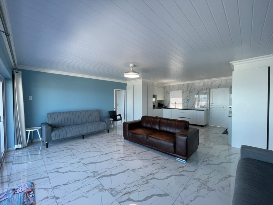 5 Bedroom Property for Sale in Dana Bay Western Cape